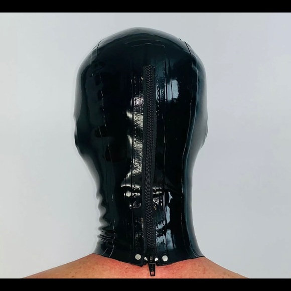 Latex hood with rear zipper open eyes and mouth - Picture 3 of 3